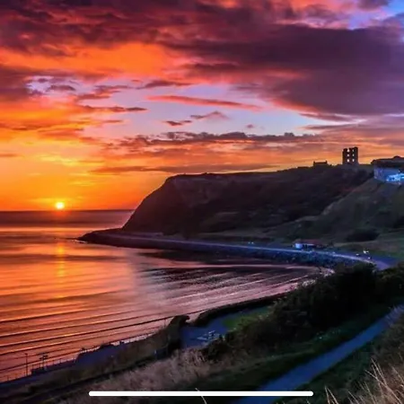 Holiday home Pass The Keys Amazing, Newly Renovated 5bedroom House Sleeps 10 *